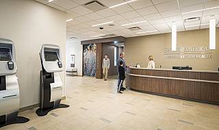 portfolio/healthcare/swedish-american/swedishamerican-edgewater-medical-center-098b_medium_1591822988.jpg